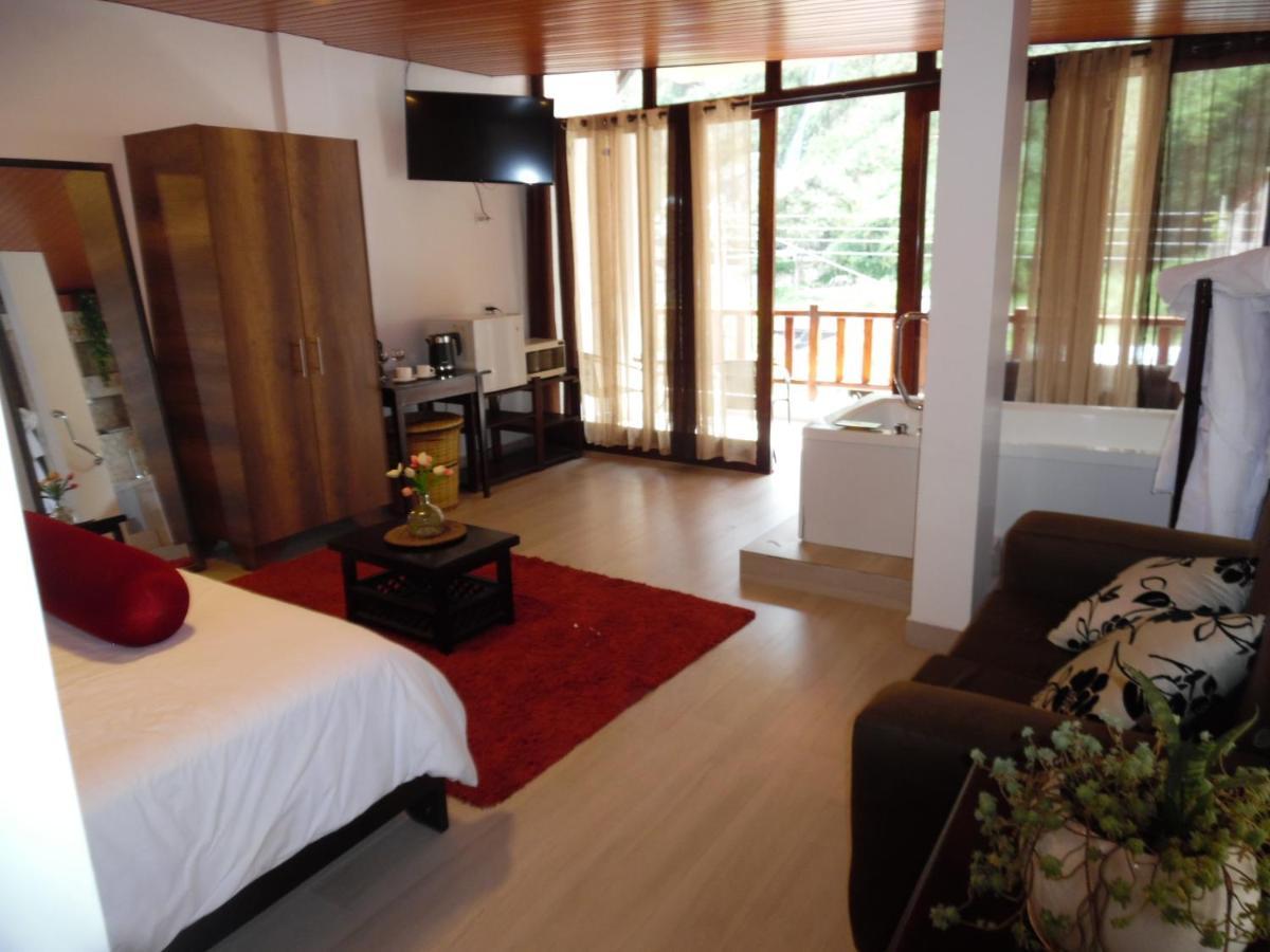 Posada J บาญอส ภายนอก รูปภาพ